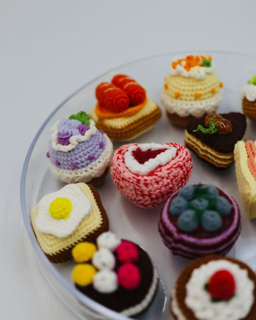 Whimsical Treats – Mini Dessert Trio (Set A · 3 pcs)