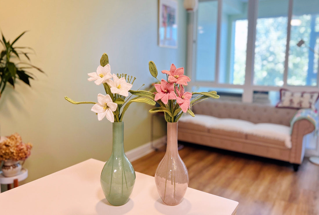 C9 Porcelain Duet | Bouquet ( 2 Tone Lilies and 4 Fountain Grasses )
