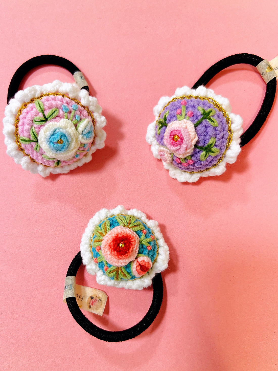 A Piece Of Embroidered Flower Hair Bands