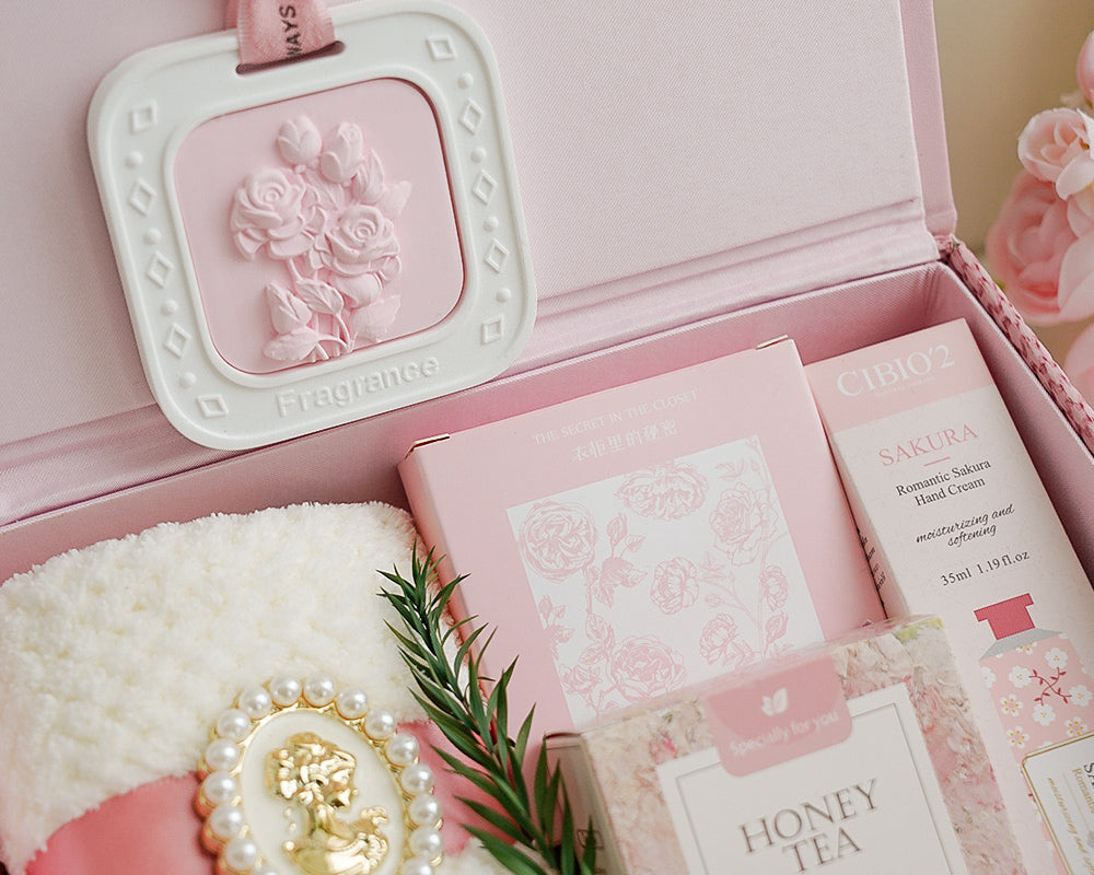 Aroma Keeps – Floral Relief Scented Stone