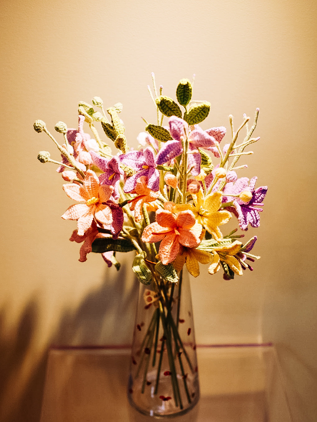 C6 Floral Prism | Bouquet ( 8 Martain Orchid with 3 flowers )